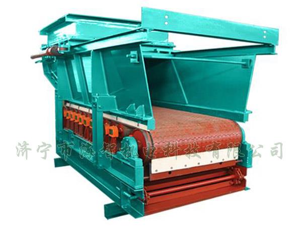 帶式（甲帶）給料機(jī)具有運(yùn)行平穩(wěn)、節(jié)能、環(huán)保等優(yōu)點(diǎn)